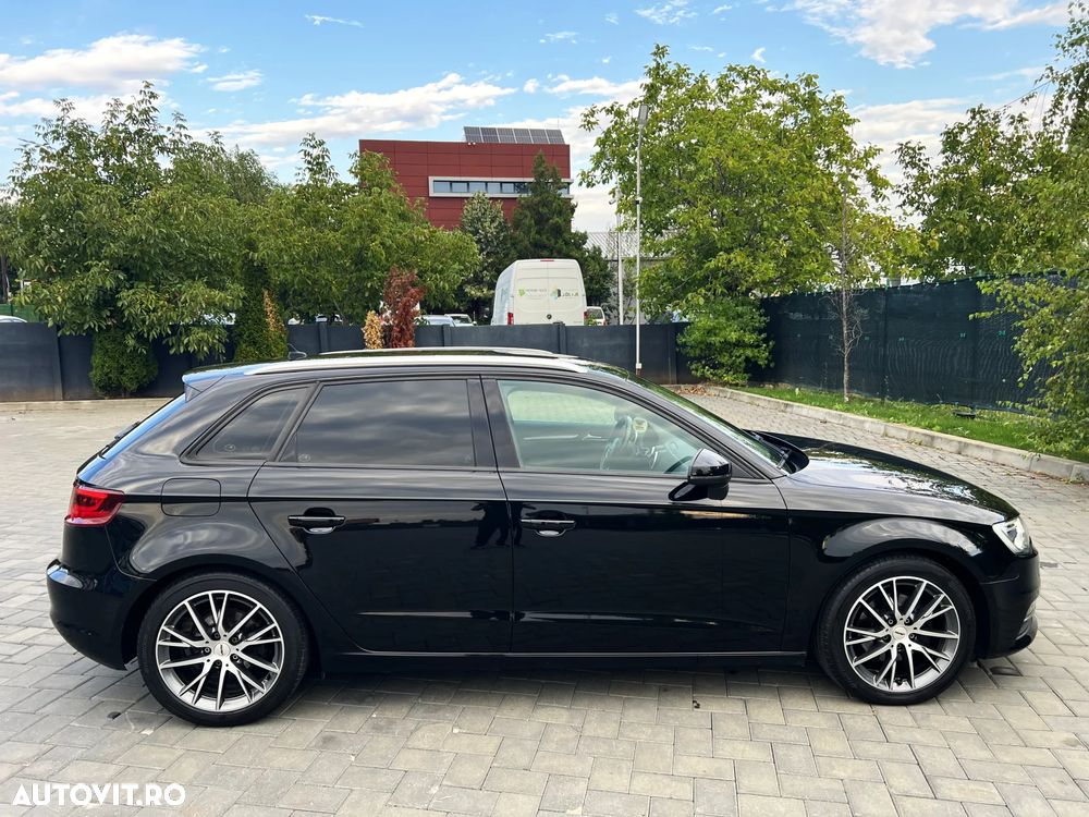 Audi A3 2.0 TDI Stronic Attraction - 1