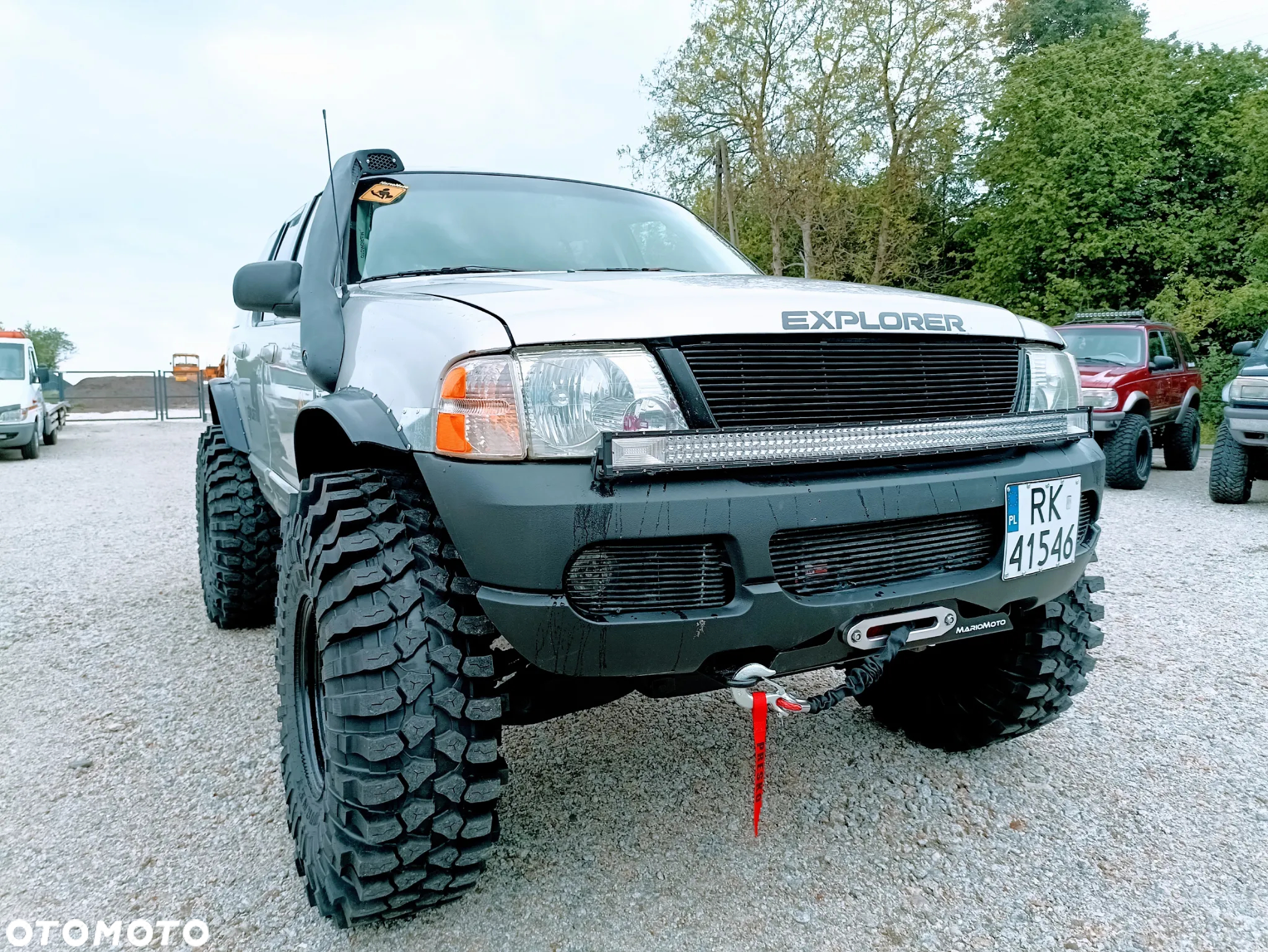 Ford Explorer 4.6 - 5