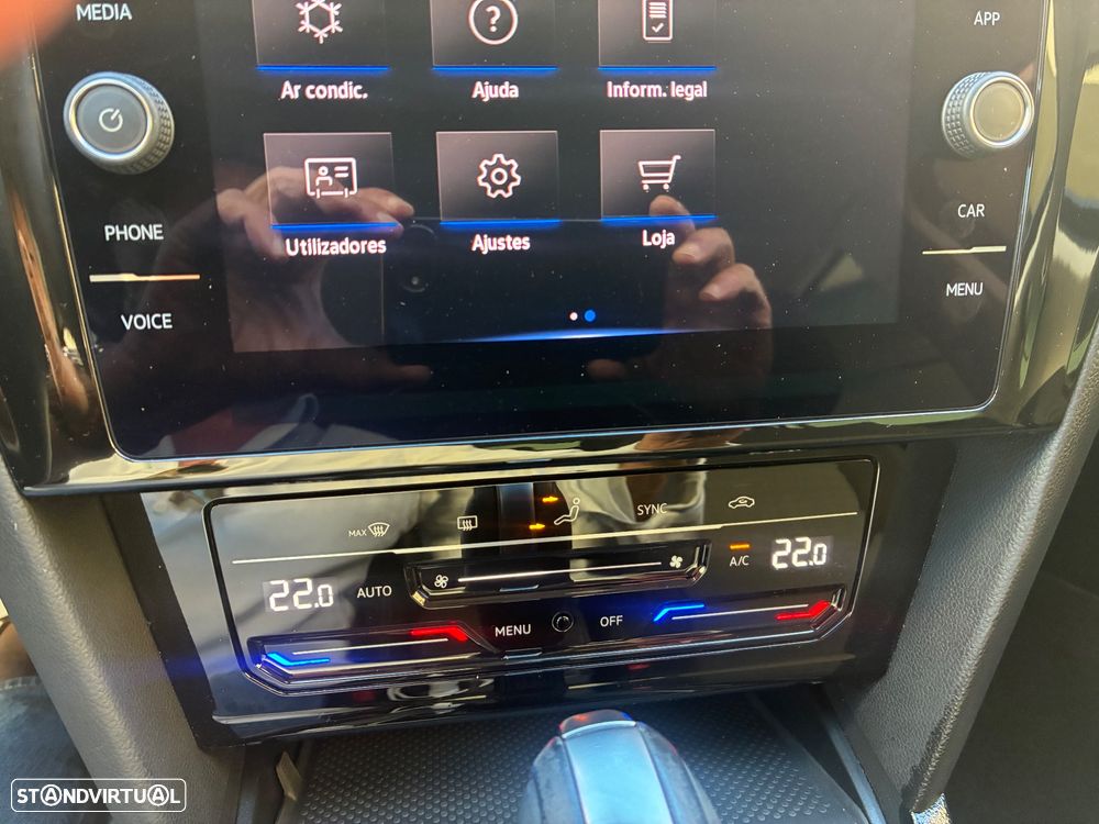 VW Passat Variant 2.0 TDI Business DSG - 19