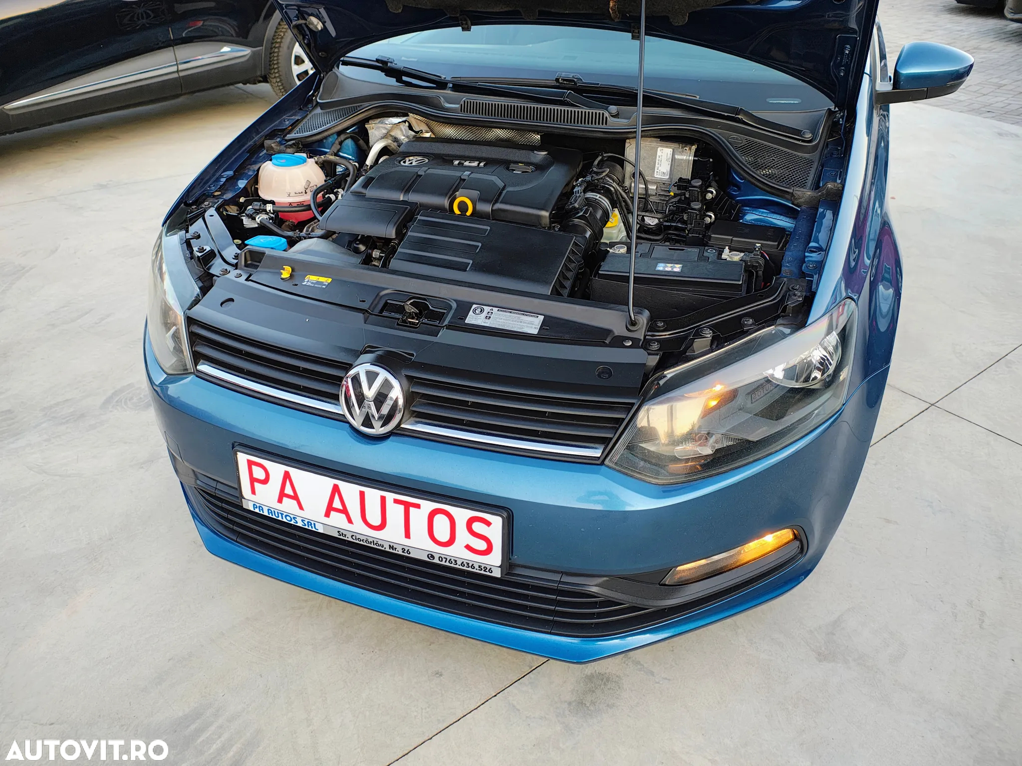 Volkswagen Polo 1.4 TDI (Blue Motion Technology) Comfortline - 11