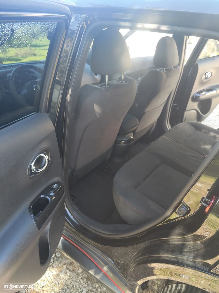 Nissan Juke 1.6 DIG-T ALL-MODE 4x4i Xtronic Nismo RS - 11