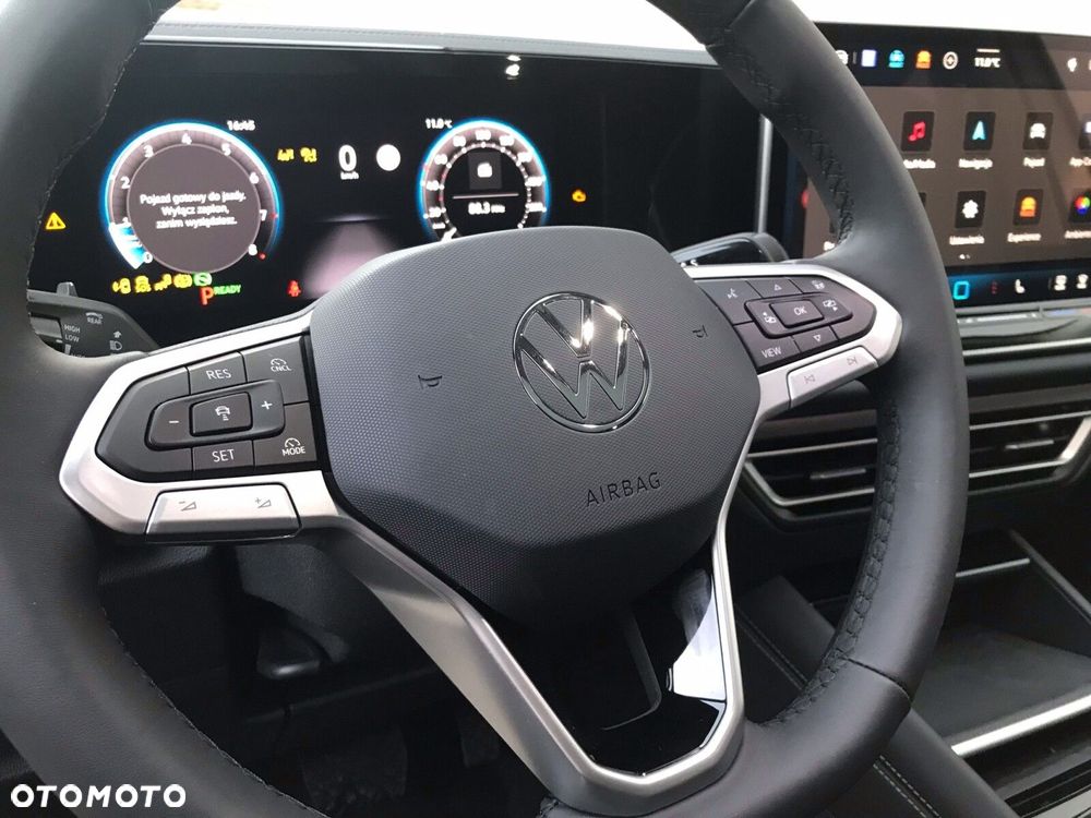 Volkswagen Tiguan - 11