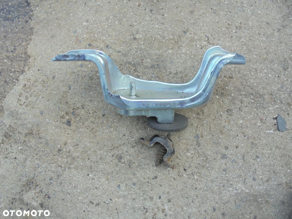 Freemont mocowanie koła zapasowego winda - 1