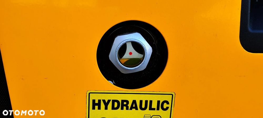 JCB JCB 19 C -1 ful opcja najbogatsza jak nowa mini koparka sprowadzona 8020 1 wł 8018 okazja 16 - 10