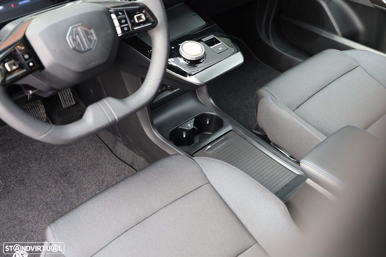 MG MG4 51 kWh Standard - 4