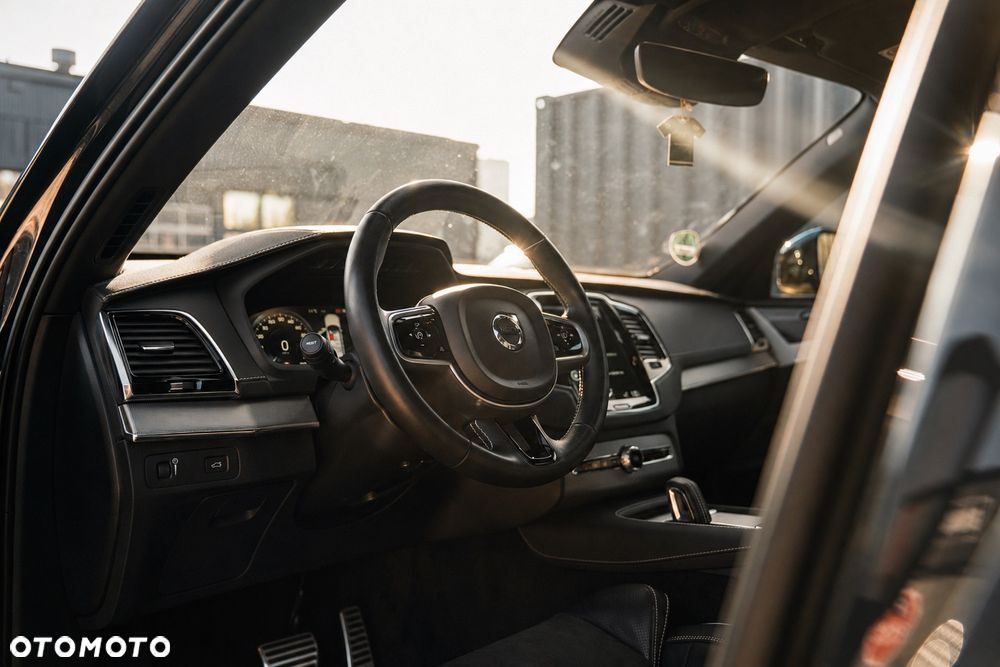 Volvo XC 90 B5 D AWD R-Design - 10