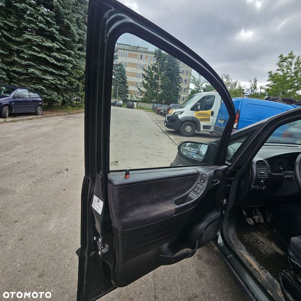 Opel Zafira (2001r) 1,8 B 92 kW / 125 KM (kod lak: Z380) pojazd na części - 16