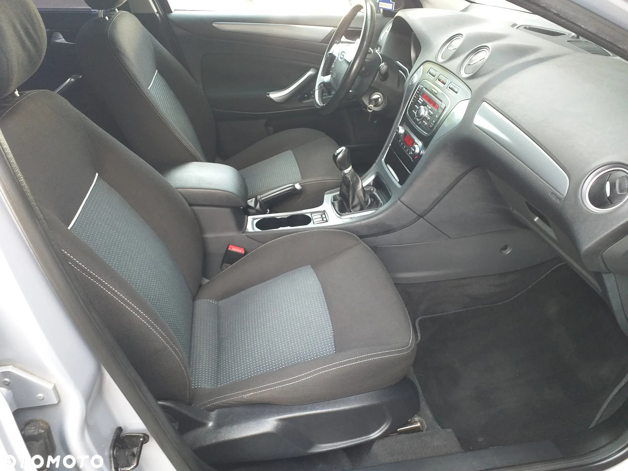 Ford Mondeo 2.0 Champions Edition - 22