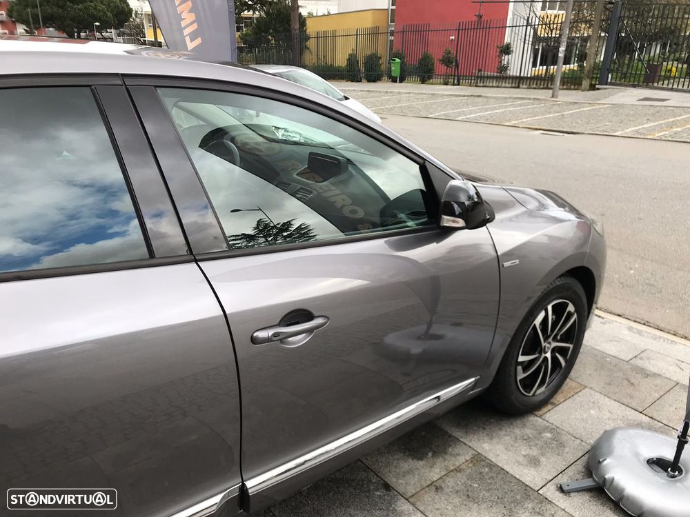 Renault Mégane ENERGY dCi 110 Start & Stop Bose Edition - 11