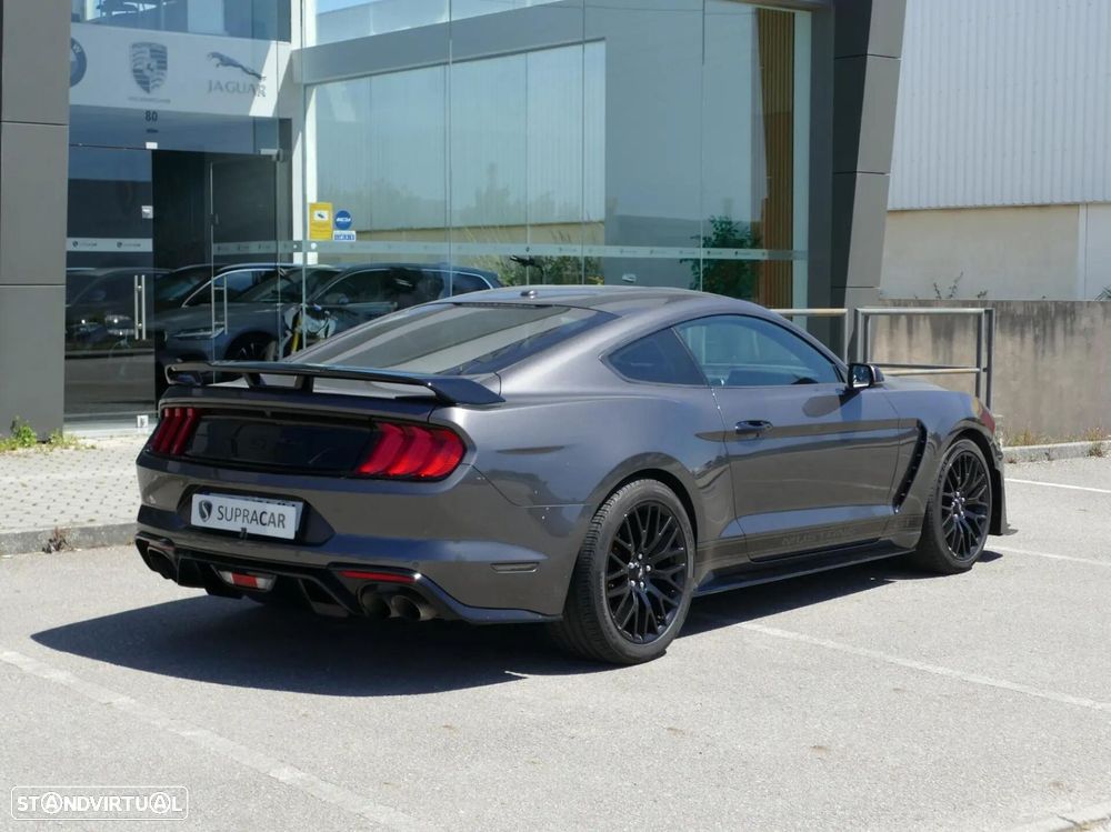 Ford Mustang - 5