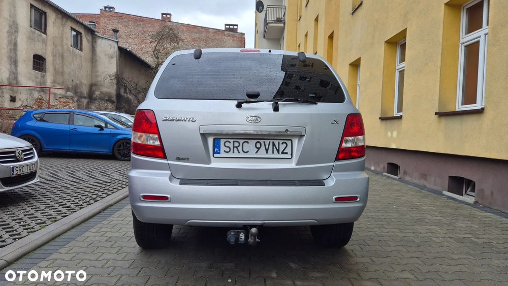 Kia Sorento - 4