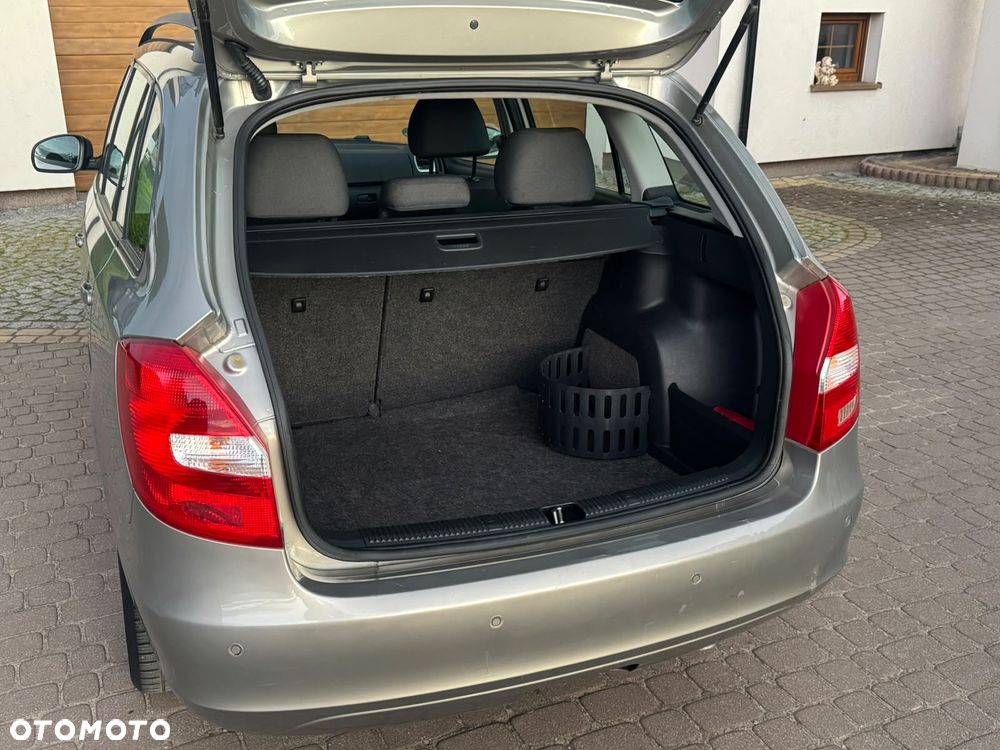Skoda Fabia - 10