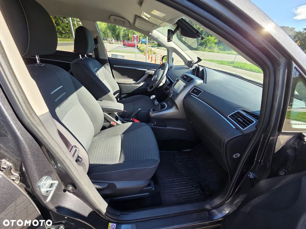 Toyota Verso 1.8 Premium EU6 - 11
