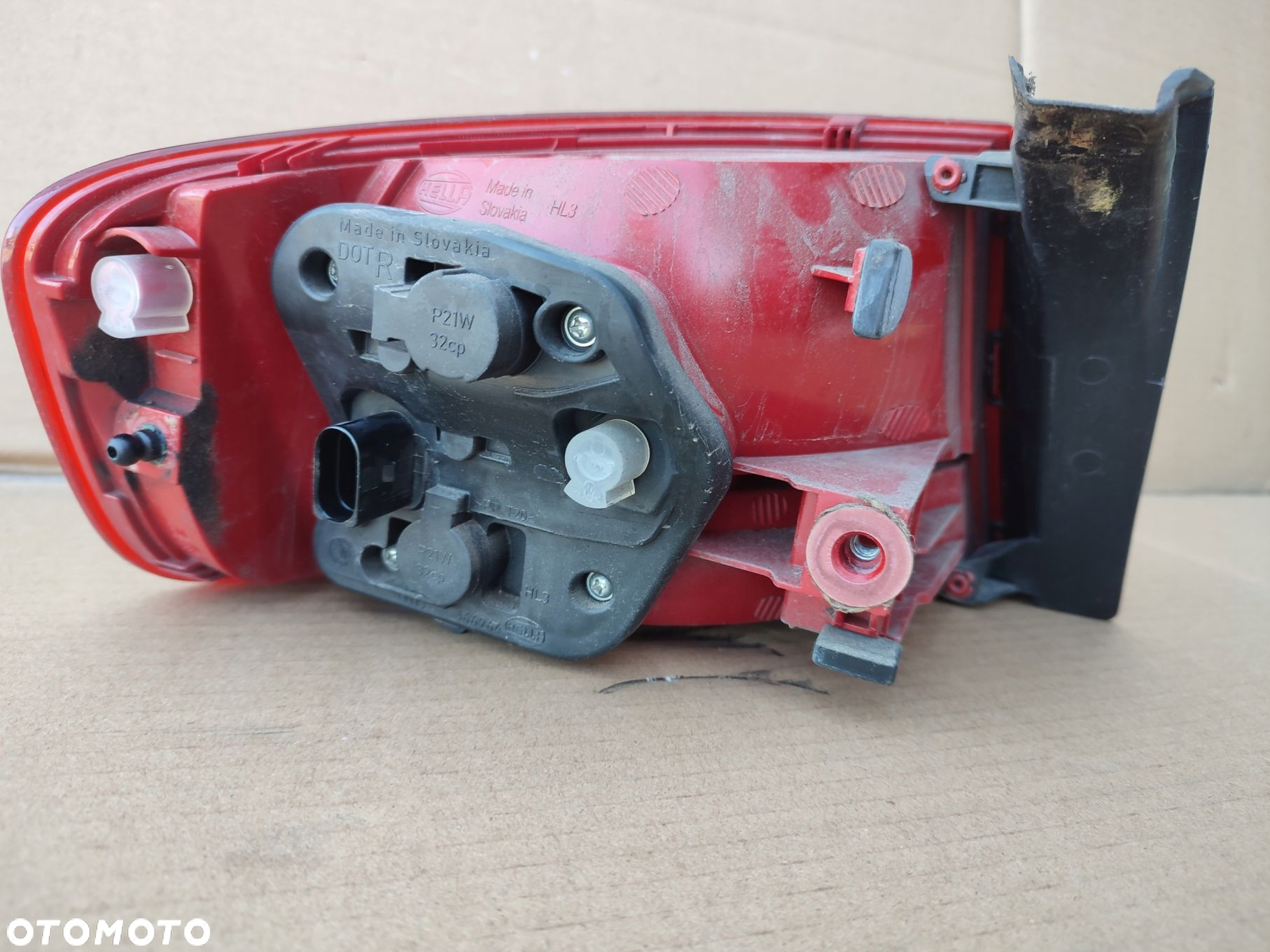 Lampa prawy tył w błotnik AUDI A4 B8 EUROPA SEDAN - 5