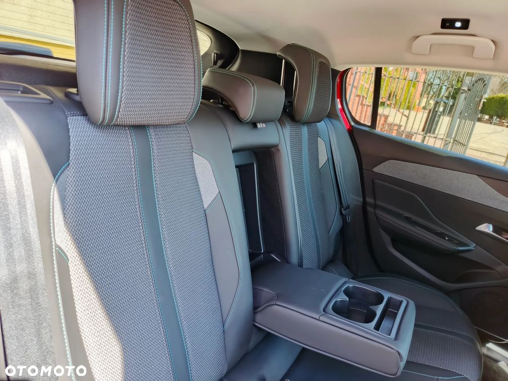 Peugeot 308 1.2 PureTech Allure Pack S&S - 23