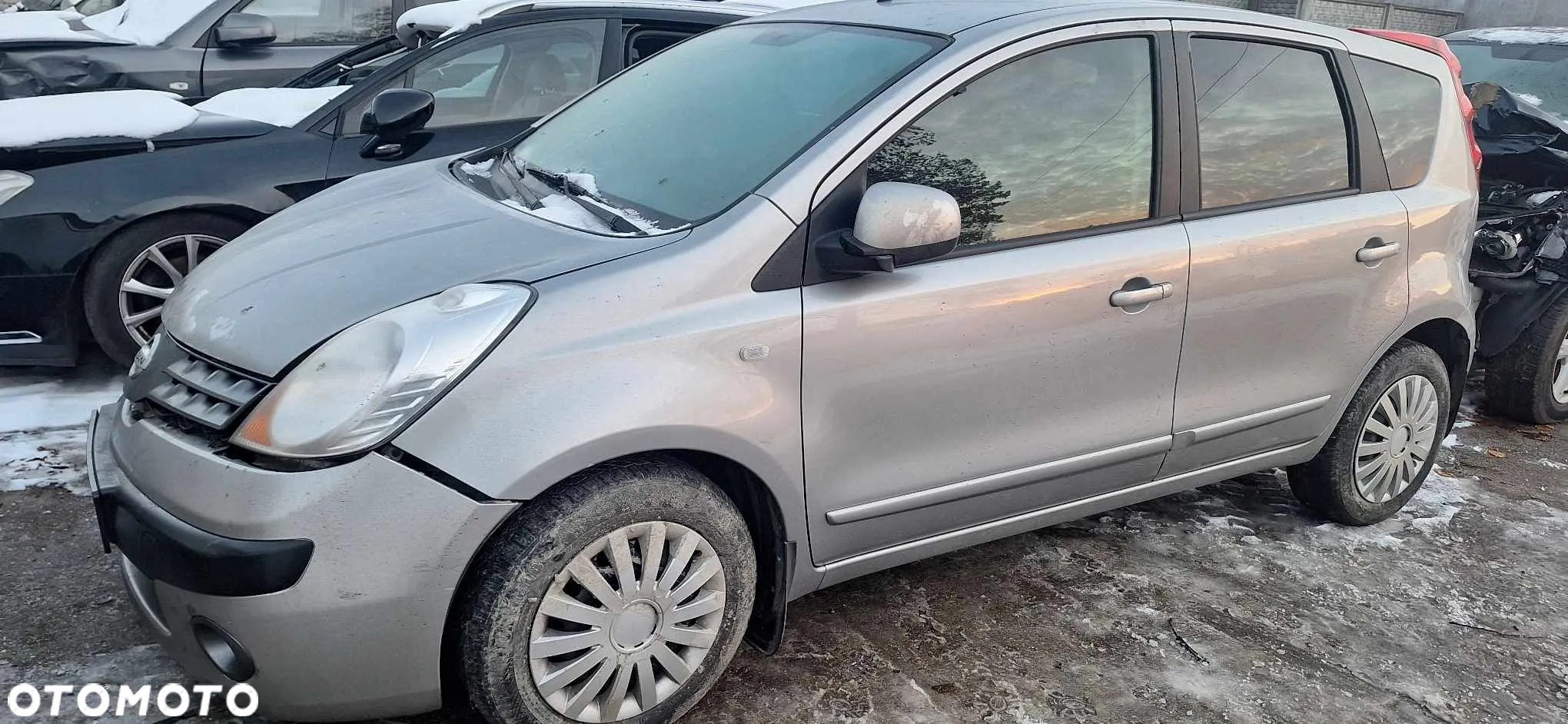 Nissan Note KYOG maska pokrywa silnika - 2