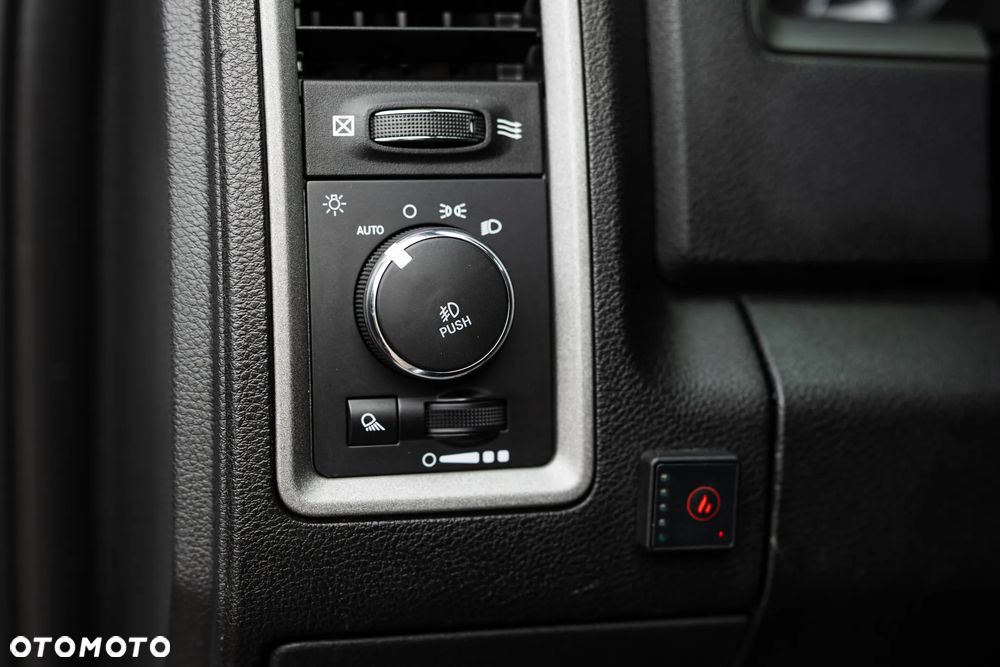 RAM 1500 - 28