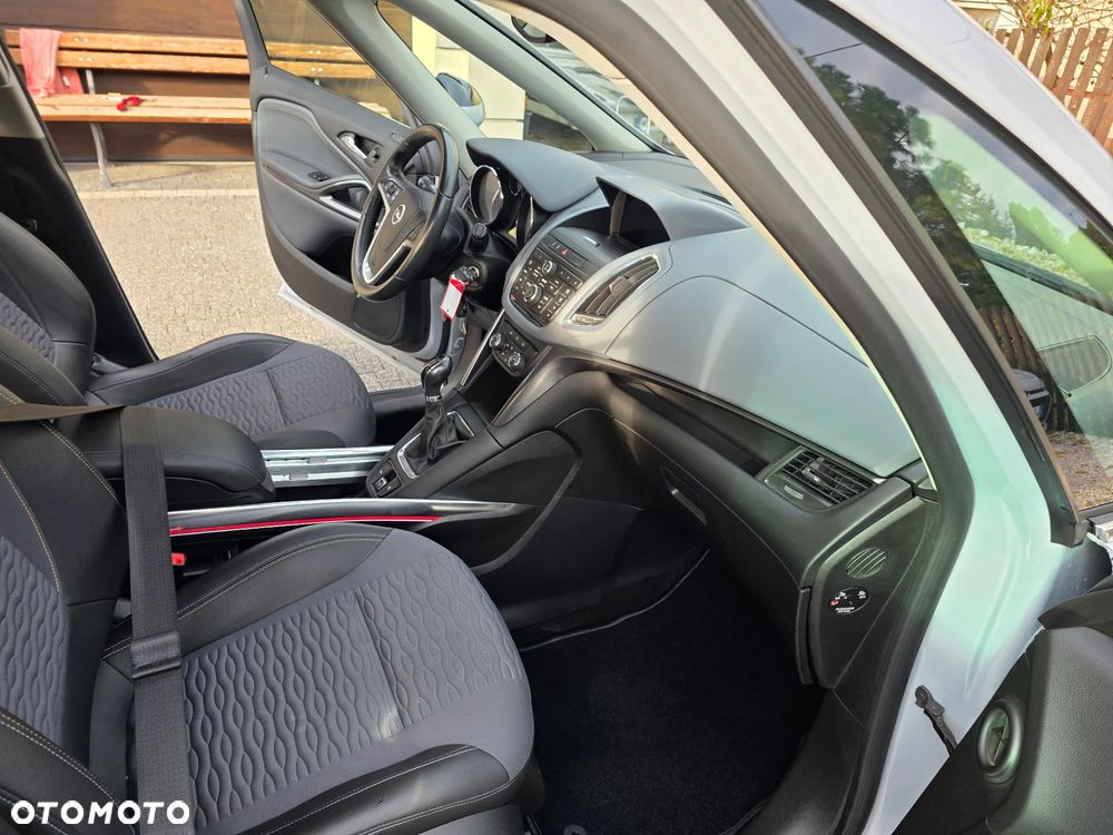Opel Zafira 1.4 T Cosmo EcoFLEX S&S - 12