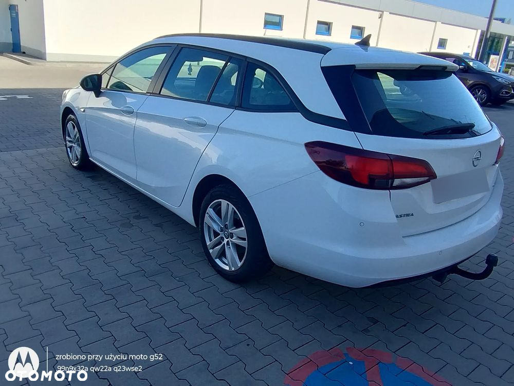 Opel Astra - 16