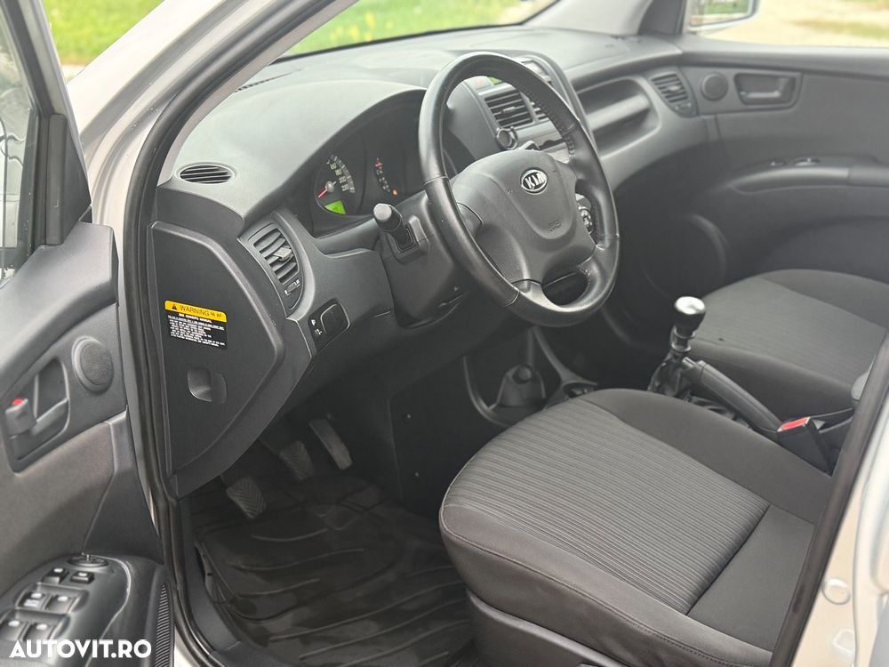 Kia Sportage 2.0 CRDI 2WD Vision - 6