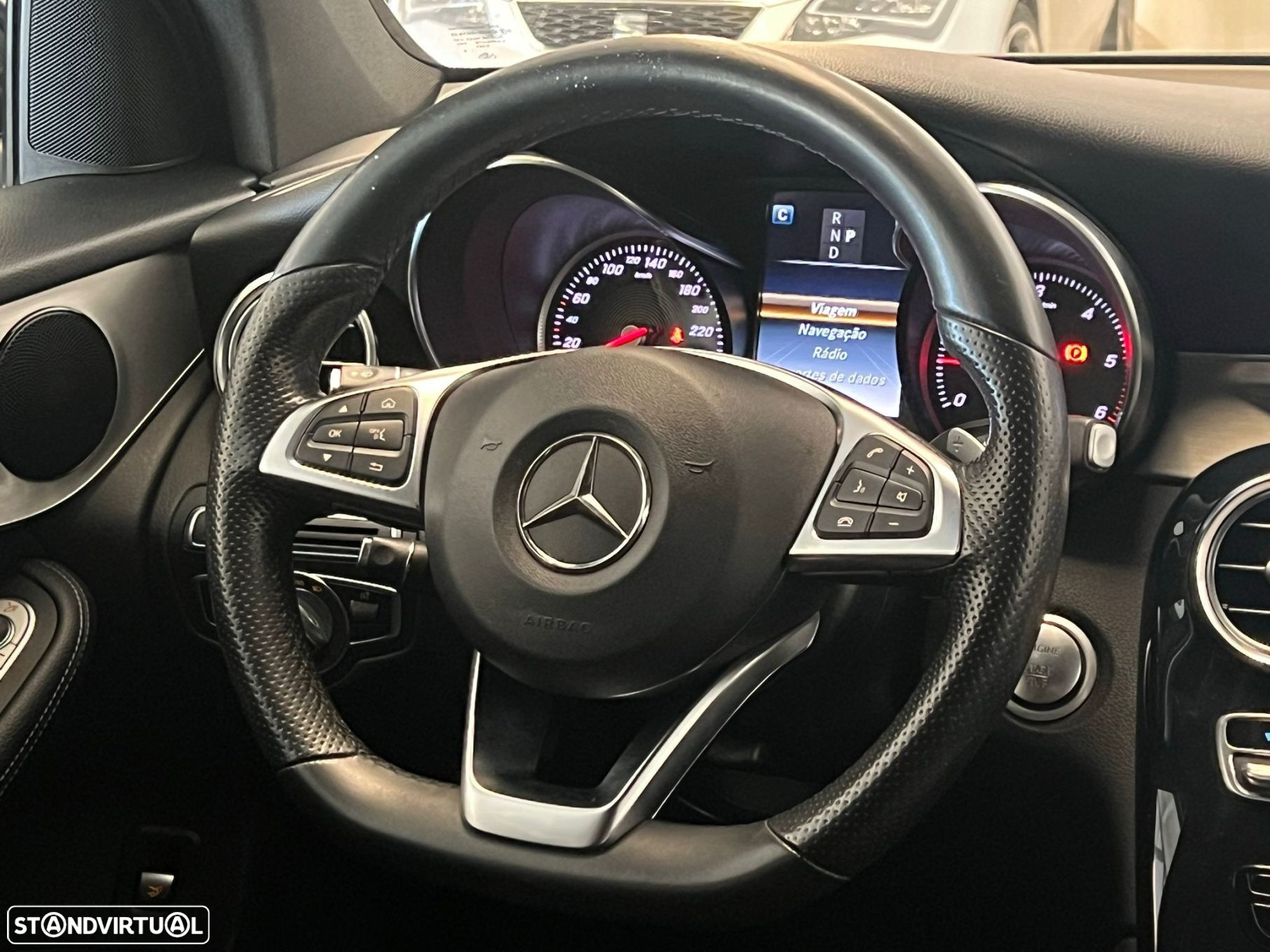 Mercedes-Benz GLC 250 d AMG Line 4-Matic - 37
