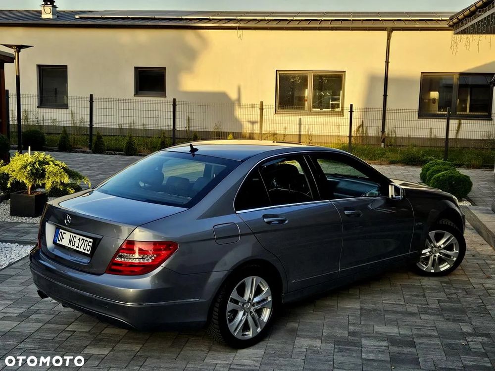 Mercedes-Benz Klasa C 180 BlueEFFICIENCY Avantgarde - 10