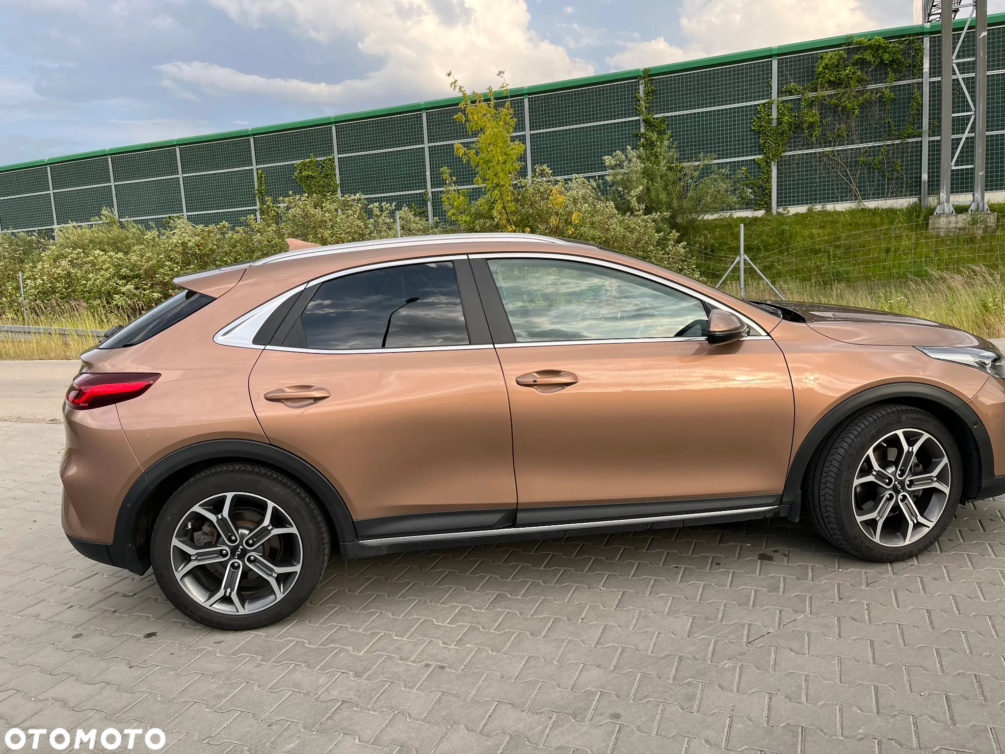 Kia XCeed 1.5 T-GDI L Business Line - 4