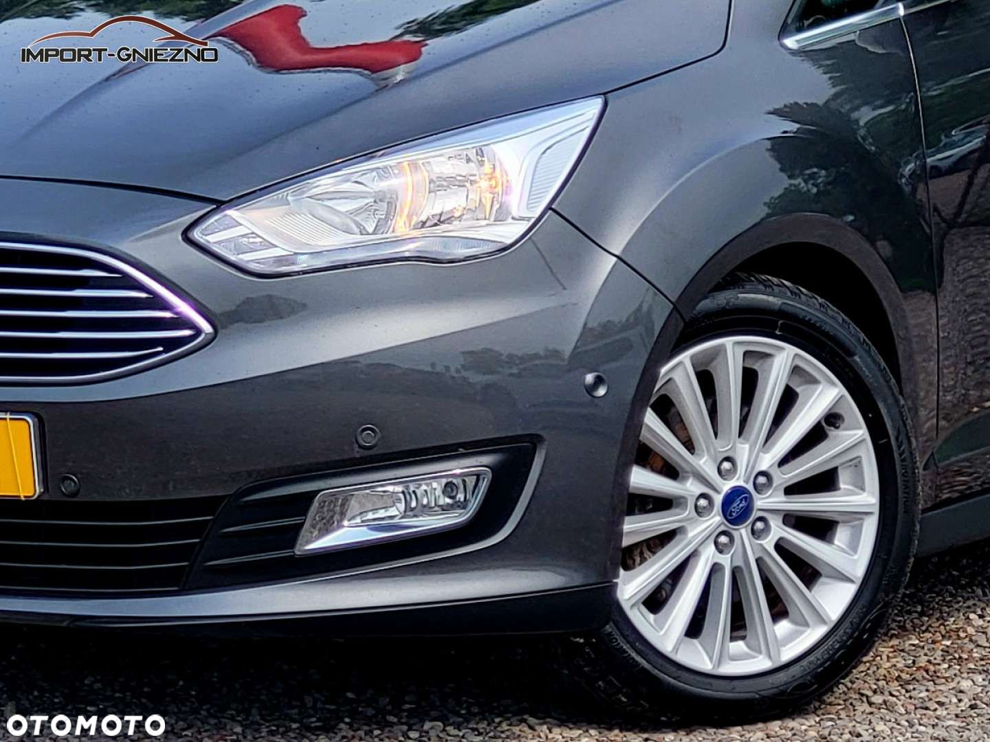 Ford Grand C-MAX - 33