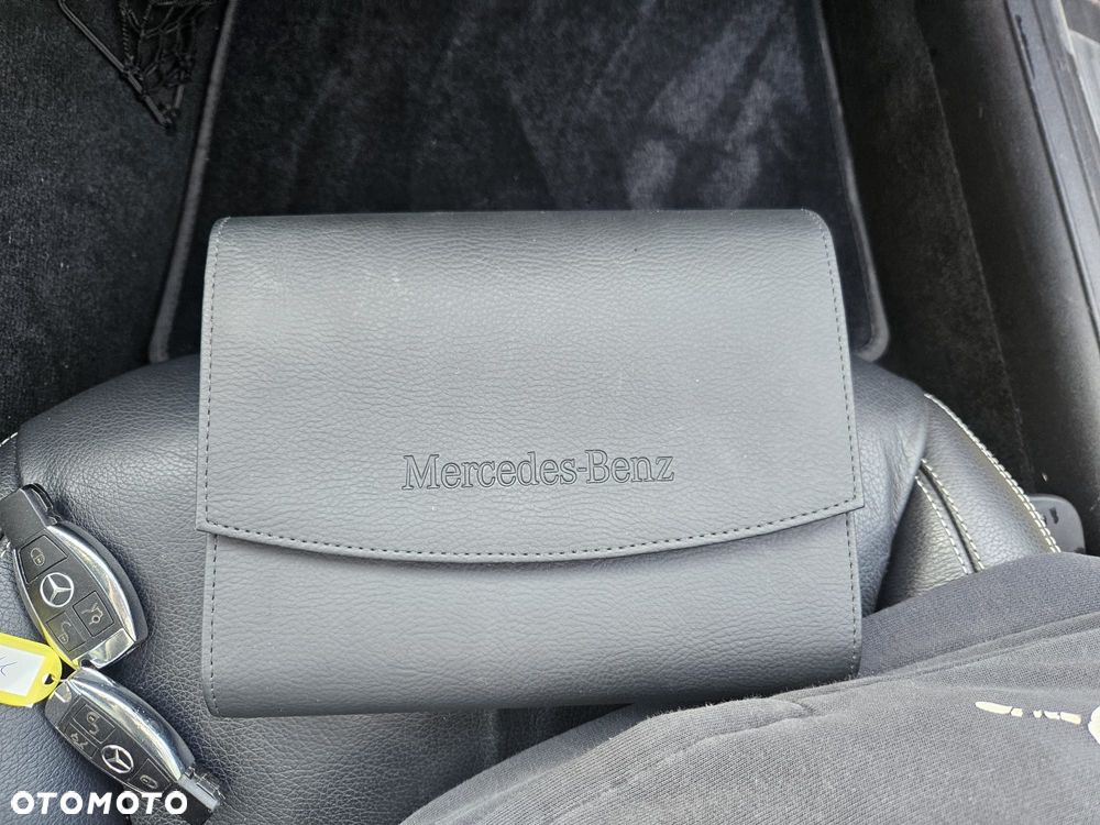 Mercedes-Benz SLK 200 CGI - 17