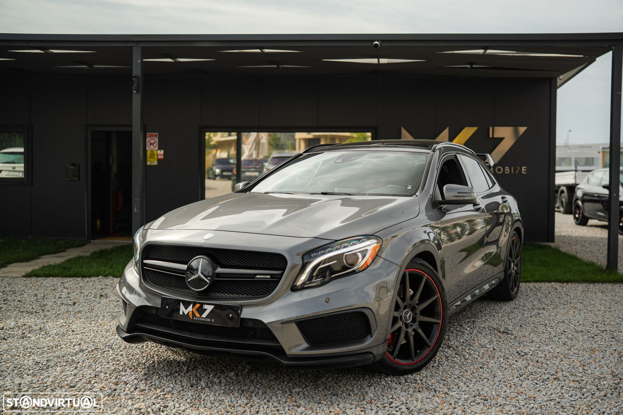 Mercedes-Benz GLA 45 AMG 4Matic 7G-DCT - 4