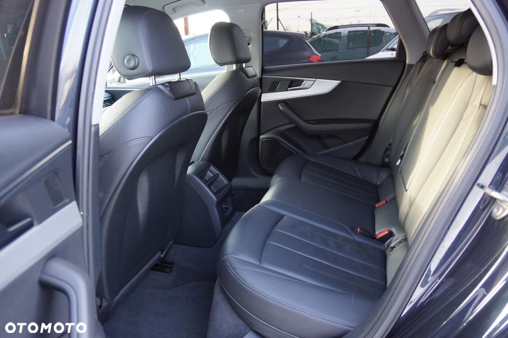 Audi A4 Avant 2.0 TDI S tronic - 33