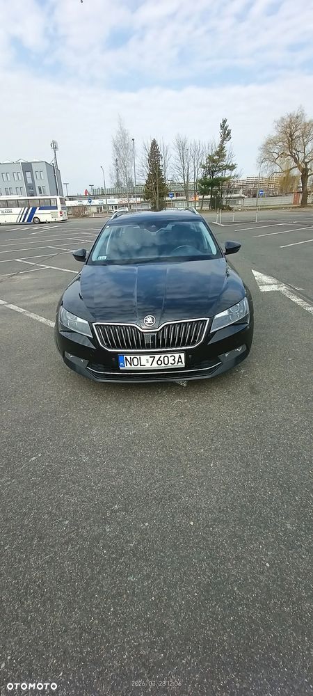 Skoda Superb 2.0 TDI Style DSG - 2