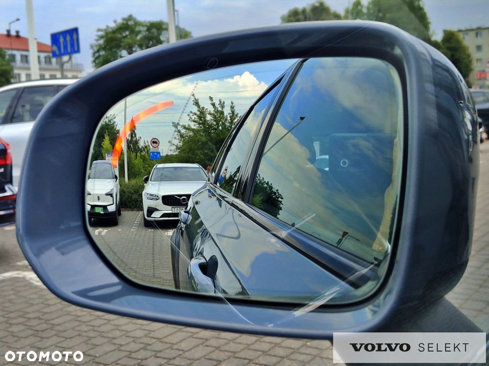 Volvo V90 Cross Country - 31