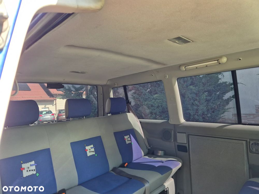 Volkswagen Multivan Standard - 6