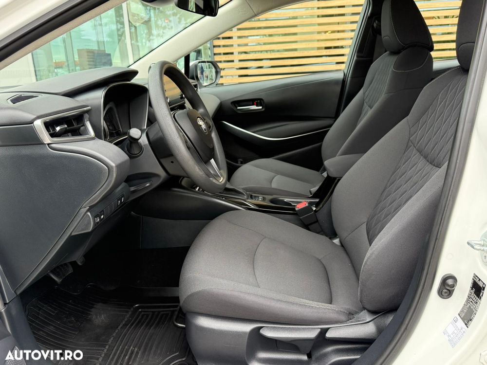 Toyota Corolla 1.8 HSD Business - 14