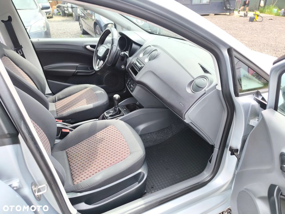 Seat Ibiza 1.4 16V Passion+ - 17