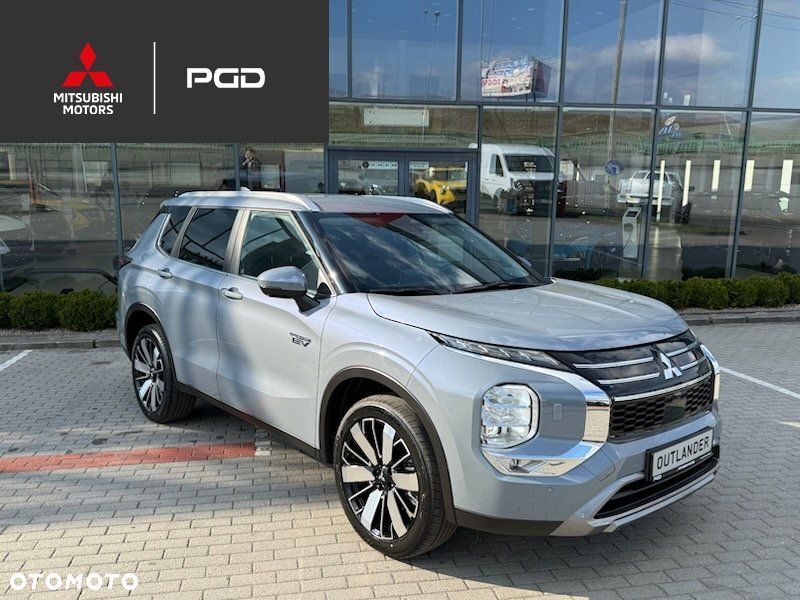 Mitsubishi Outlander - 1