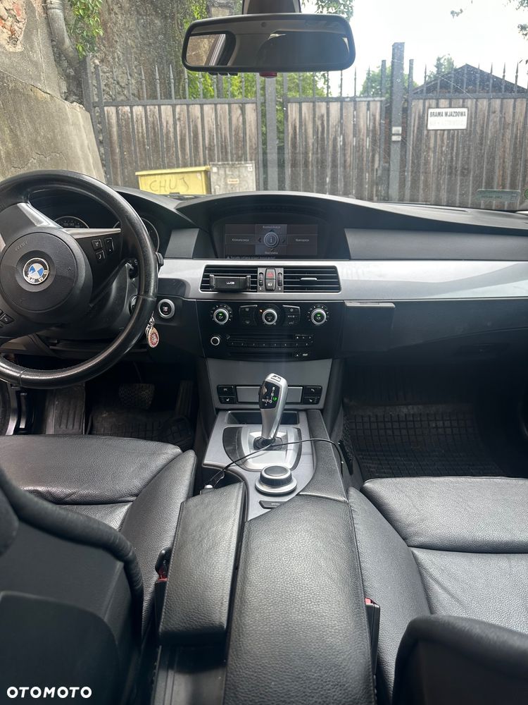BMW Seria 5 520d - 1