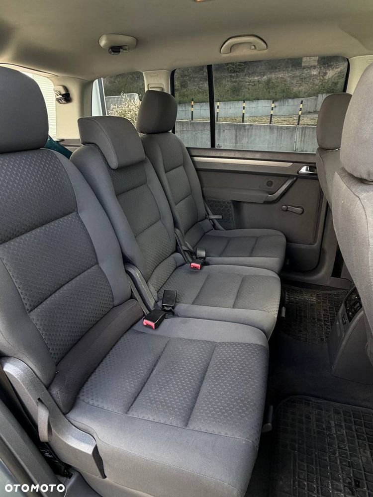Volkswagen Touran 1.9 TDI Trendline - 8