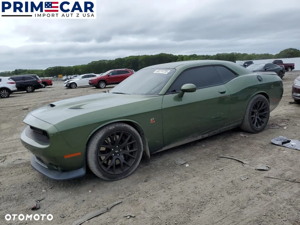 Dodge Challenger 6.4 Scat Pack