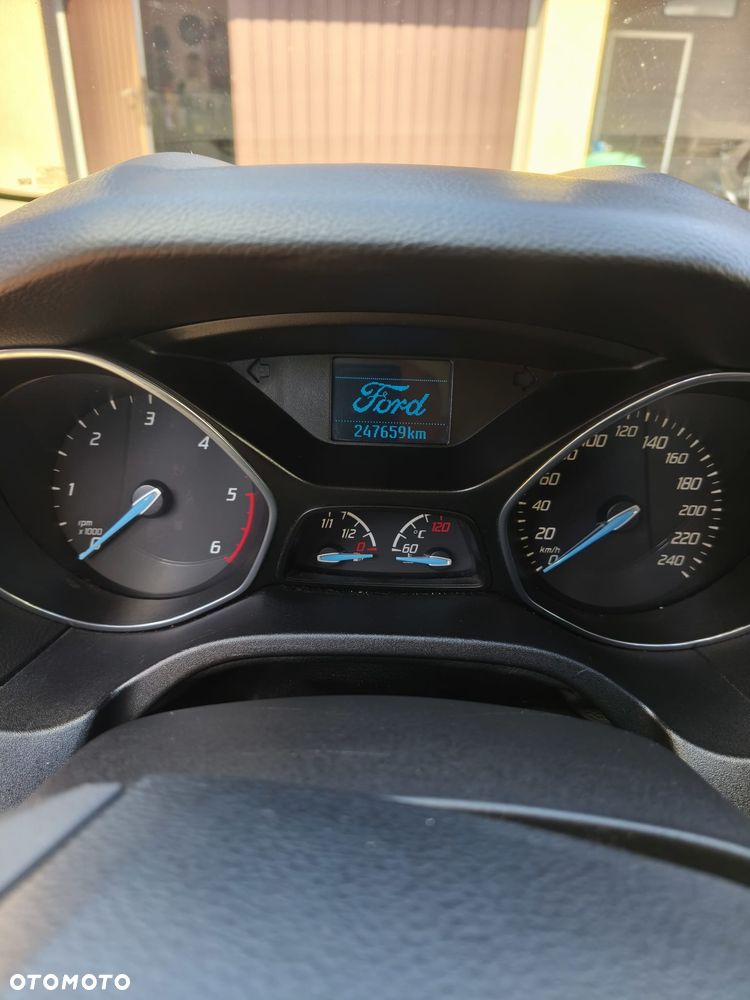 Ford Focus - 12