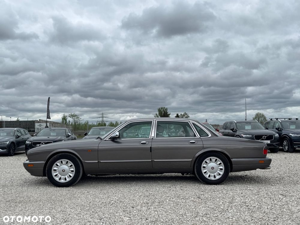 Jaguar Daimler - 8