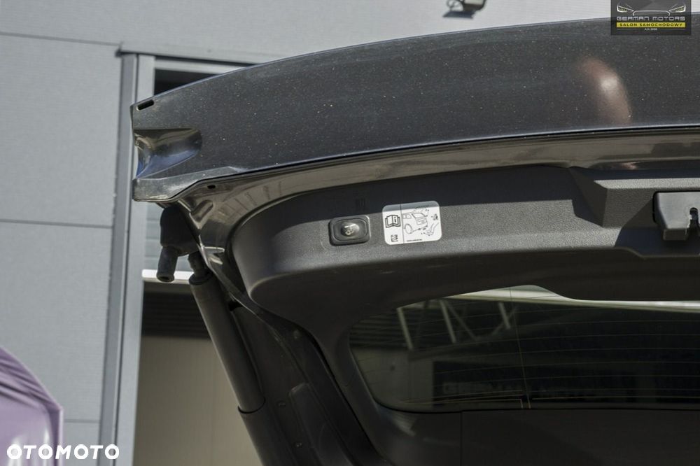 Ford Kuga 1.5 EcoBoost 2x4 ST-Line - 39
