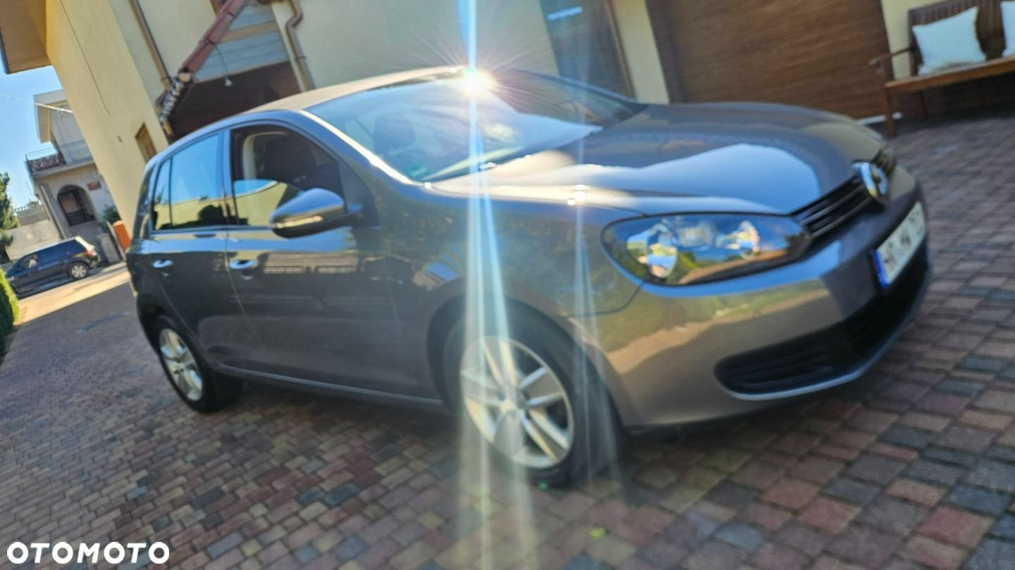 Volkswagen Golf - 11