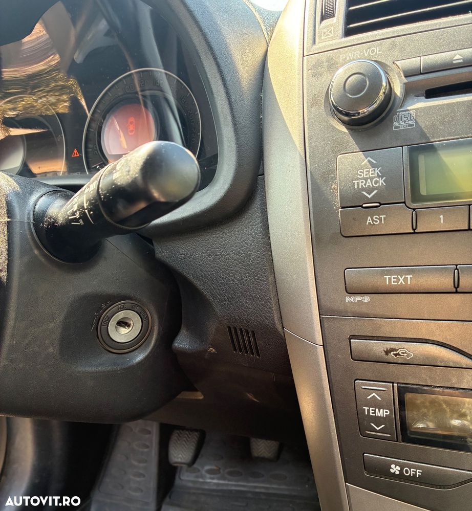 Toyota Corolla 1.4 D-4D Luna - 16