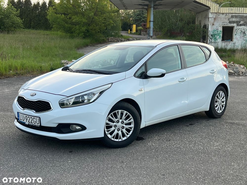 Kia Ceed 1.6 GDI Business Line - 13