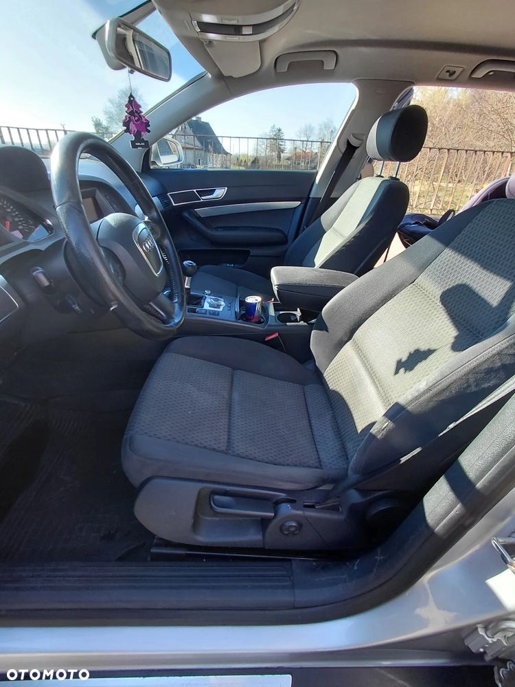 Audi A6 Avant 2.4 quattro - 11