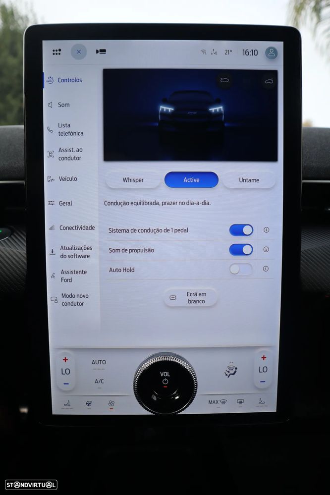 Ford Mustang Mach-E Premium AWD - 39