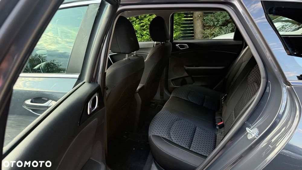 Kia Ceed 1.6 CRDi Eco-Dynamics+ (48V Mild-Hybrid) DCT7 Spirit - 32