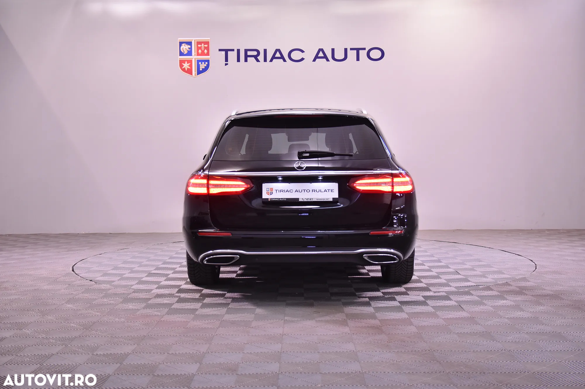 Mercedes-Benz E 220 d T-Modell Aut. - 4